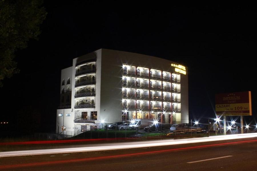 Hotel Imperium Suceava Exterior foto