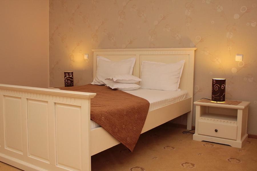 Hotel Imperium Suceava Exterior foto