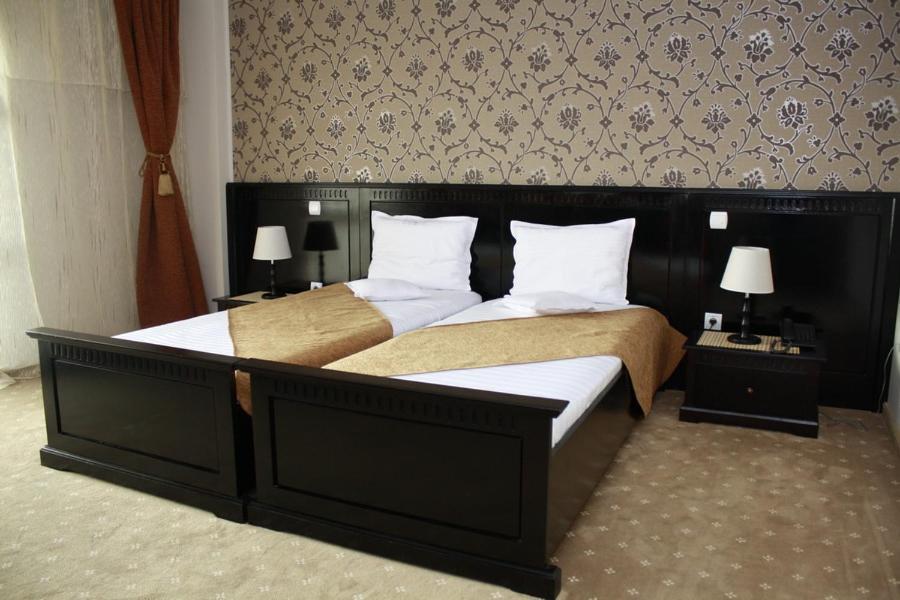 Hotel Imperium Suceava Quarto foto
